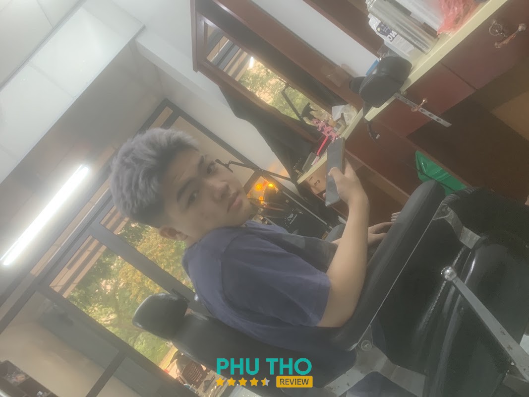 Hùng Hồ Barbershop Hòa Bình