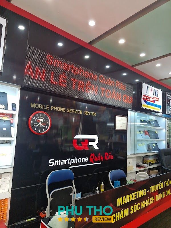 Smartphone Quân Râu 01