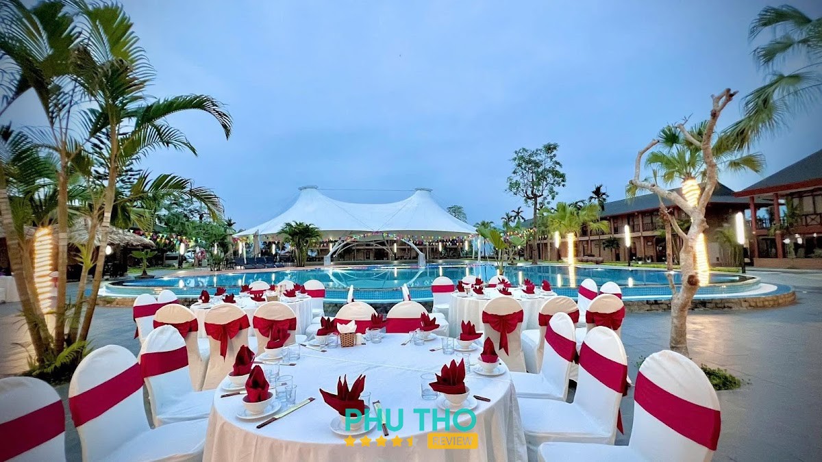 Hoa Binh Resort