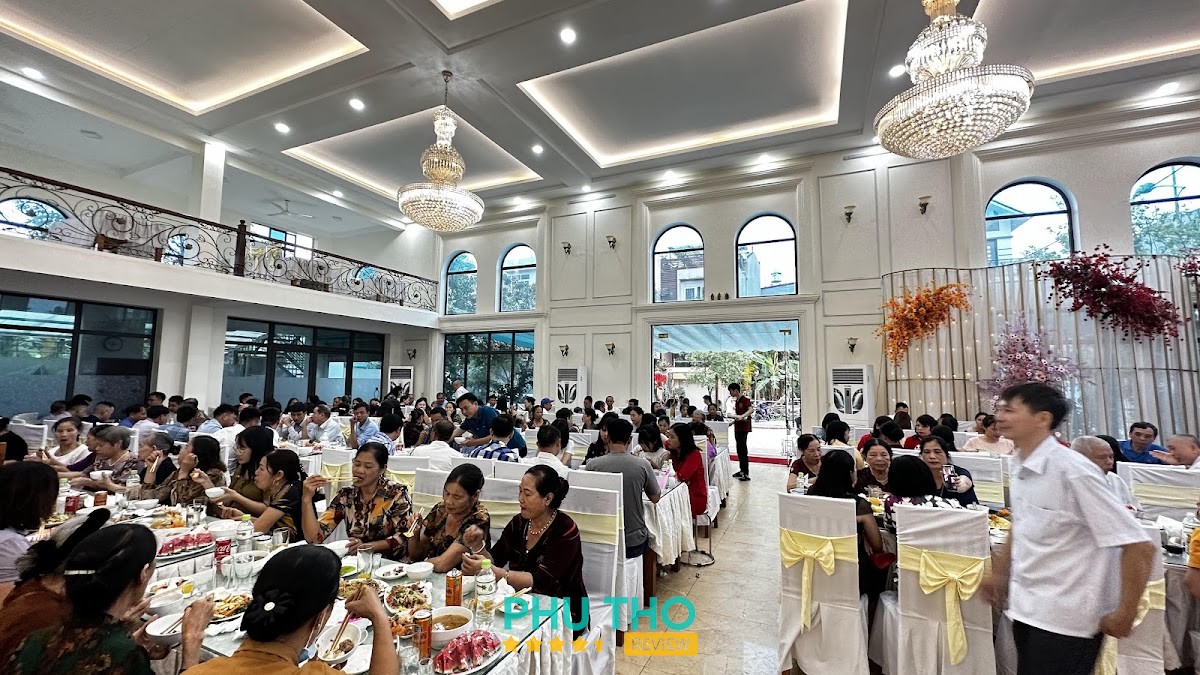 Nhà hàng Hoa Lâm Vĩnh Phúc
