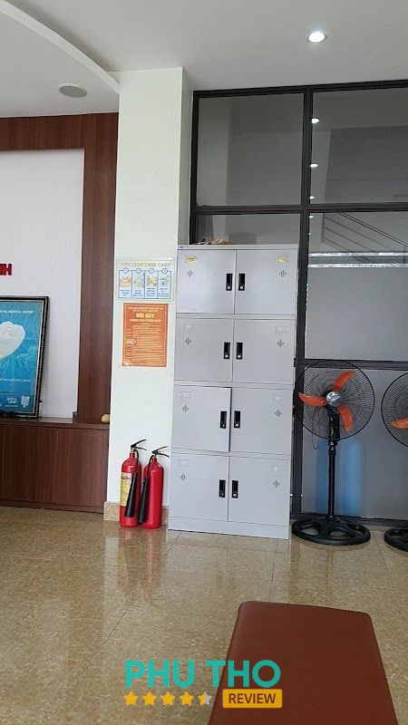 Không gian Nha khoa Phạm Hữu Hùng