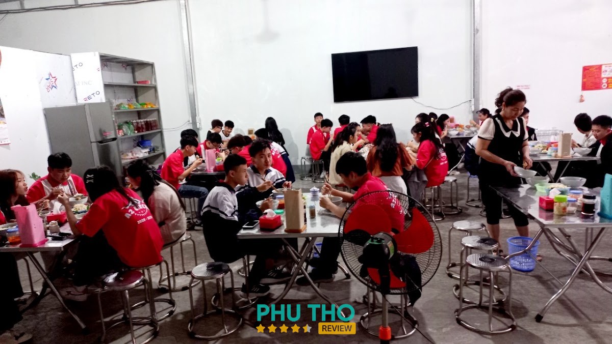 Phở Gà Thép Hanh Hòa Bình