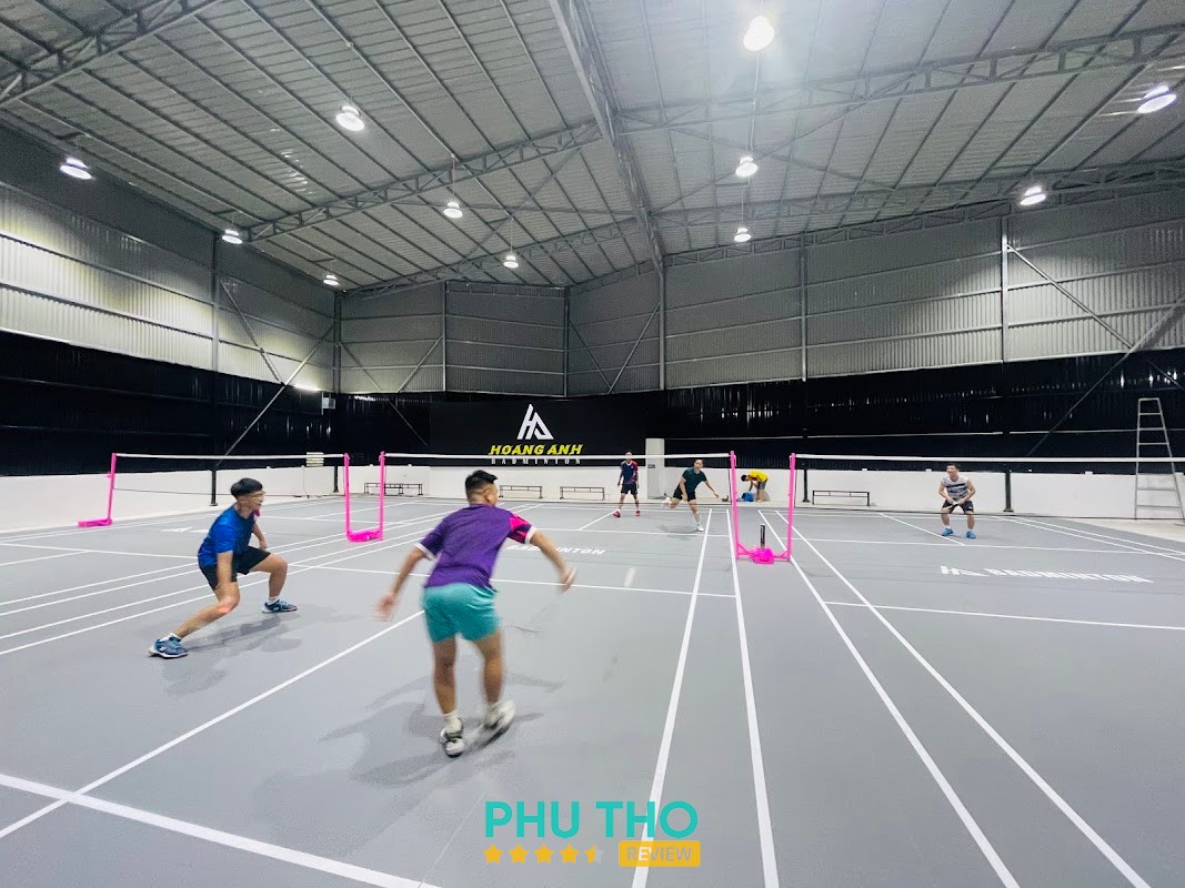 CLB Hoàng Anh Badminton
