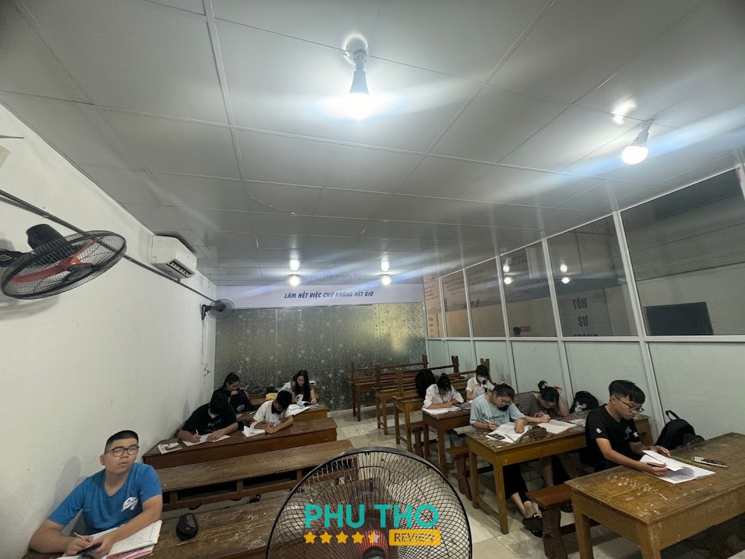 Trung Tâm Giáo Dục Việt Bắc - Phú Thọ Nông Trang