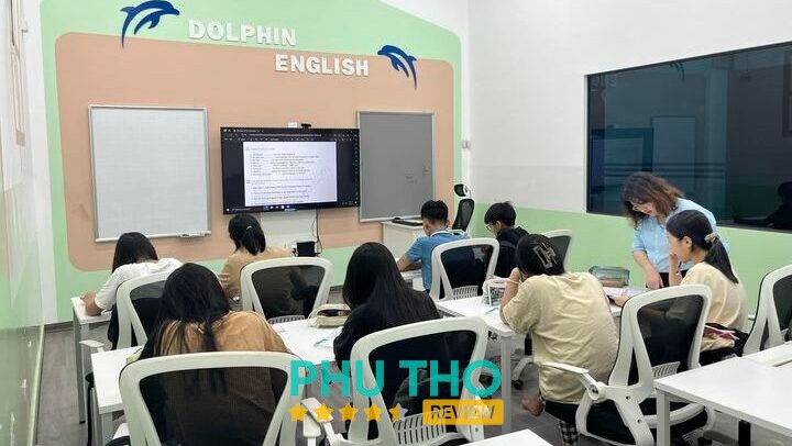 Dolphin English Center Nông Trang