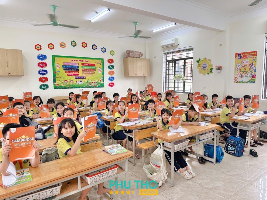 Trung Tâm Ngoại Ngữ Quốc Tế Edu World Việt Trì Nông Trang