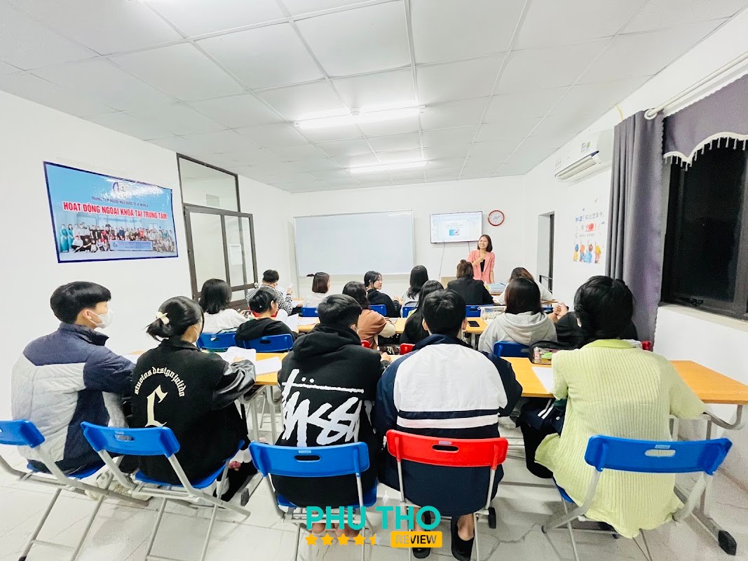 Trung Tâm Ngoại Ngữ Quốc Tế HiWorld – hình ảnh 2